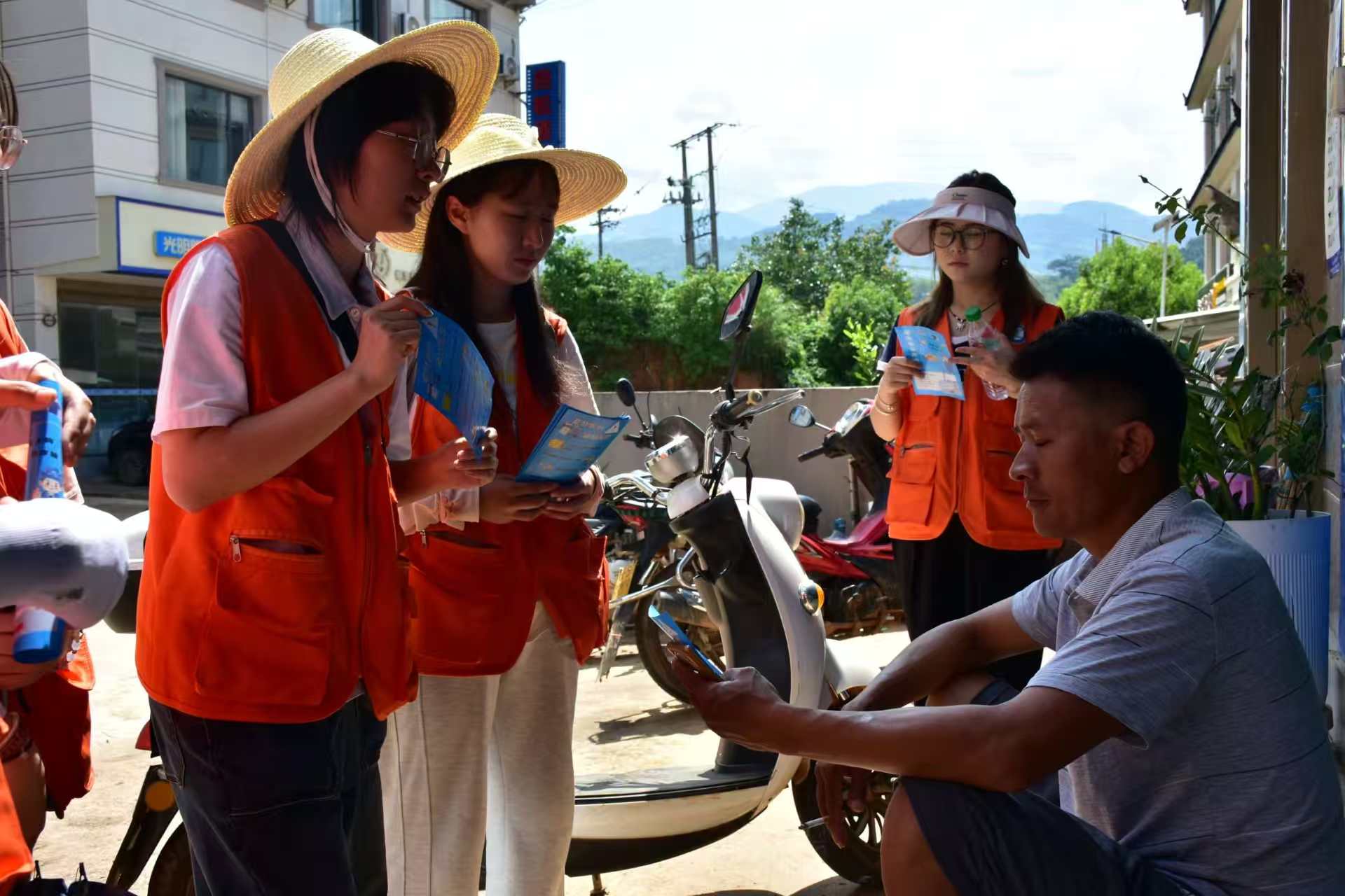 定格雷锋，青春留影