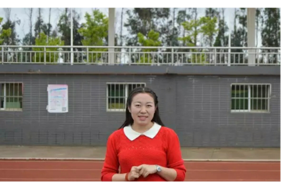 自强之星——杨惠茸（2017年校级“自强之星”获得者）