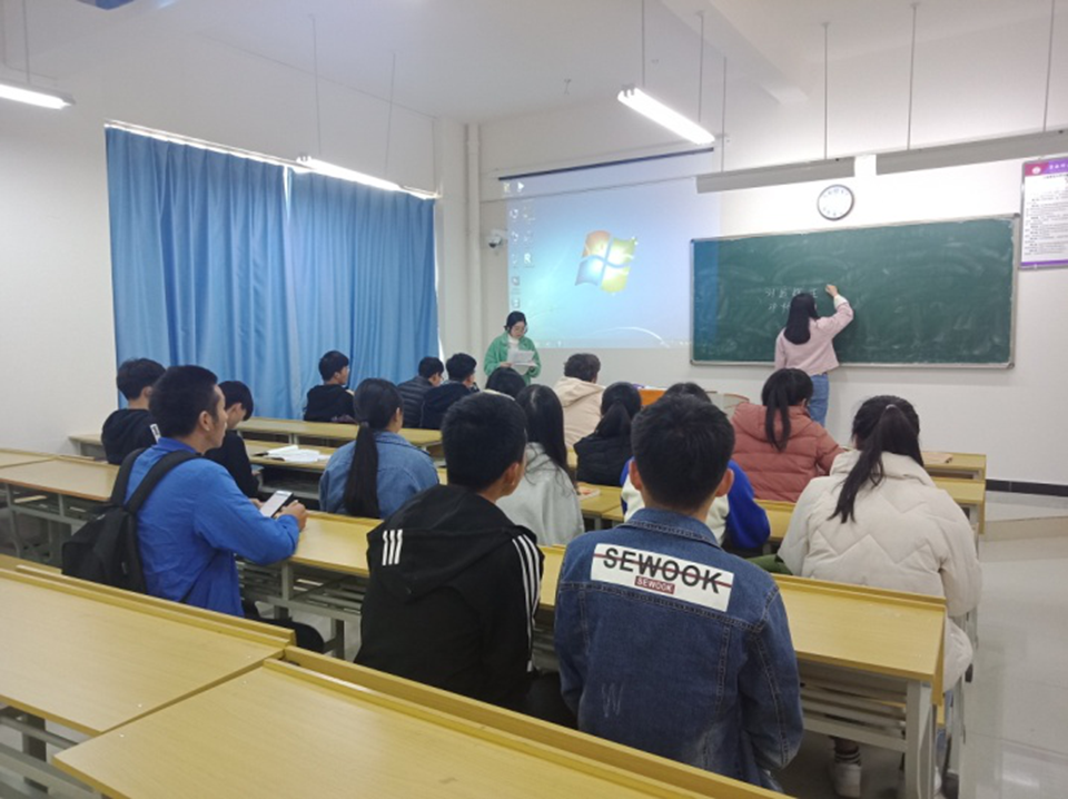 我院5名2018级新生获沪粤助滇优秀贫困大学生毅进奖学金