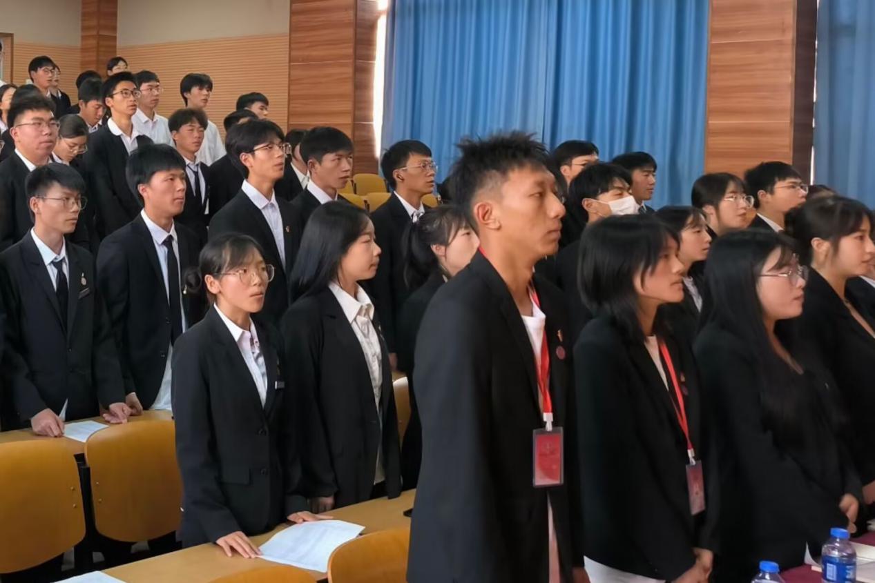 青出于蓝而胜于蓝