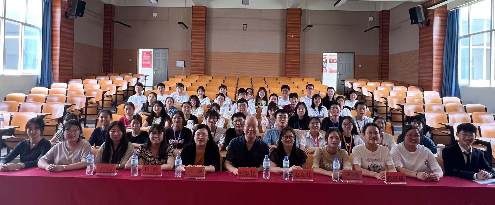 栉风沐雨，砥砺前行